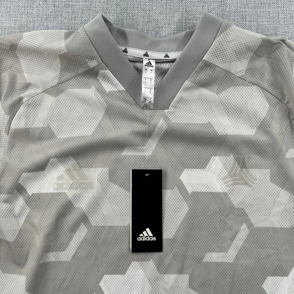 NEW Adidas Soccer Jersey Men Large Grey Geometric Short Sleeve Active Futbol